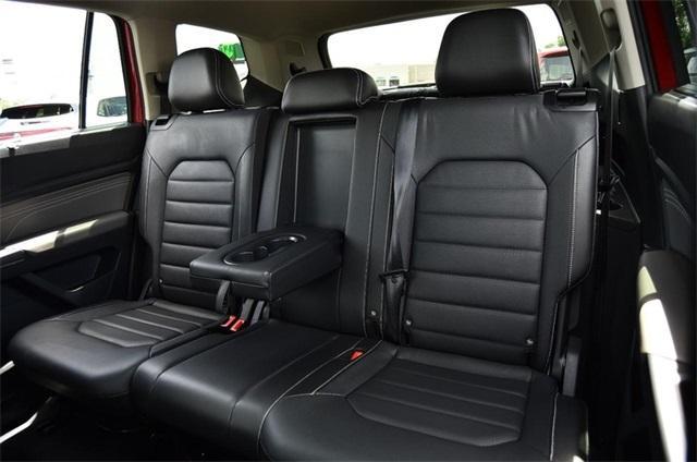 Photo of 2022 Aurora Red Metallic Volkswagen Atlas