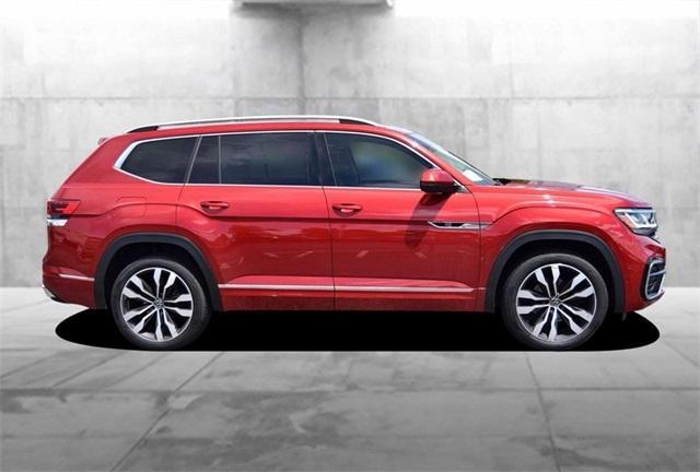 Photo of 2022 Aurora Red Metallic Volkswagen Atlas