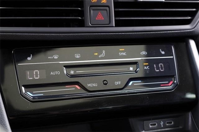Photo of 2025 Pyrite Silver Metallic Volkswagen Jetta