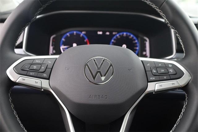 Photo of 2025 Pure White Volkswagen Taos