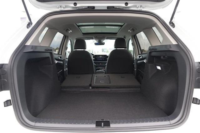 Photo of 2025 Pure White Volkswagen Taos