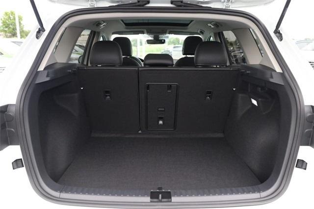 Photo of 2025 Pure White Volkswagen Taos