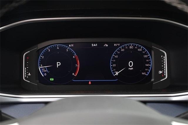 Photo of 2025 Pure White Volkswagen Taos
