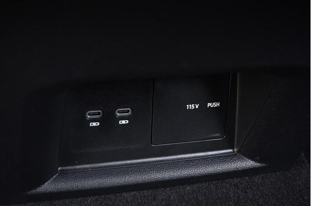Photo of 2023 Deep Black Pearl Effect Volkswagen Atlas