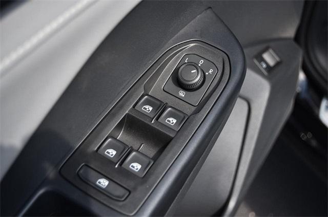 Photo of 2024 Deep Black Pearl Effect Volkswagen Taos