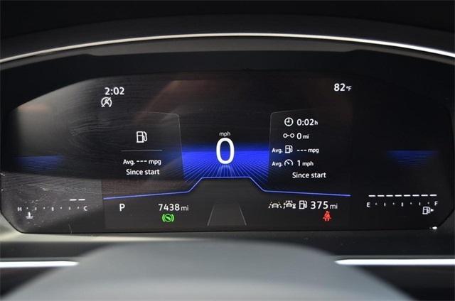 Photo of 2024 Deep Black Pearl Effect Volkswagen Tiguan