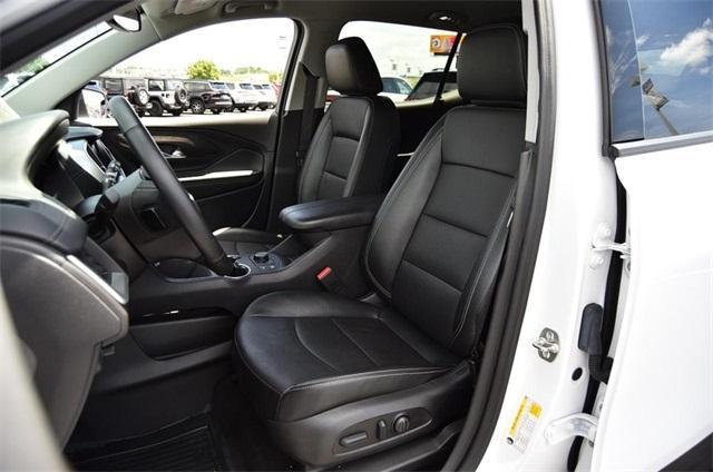 Photo of 2024 Summit White / White GMC Terrain