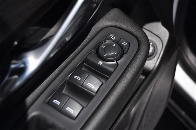 Photo of 2024 Summit White / White GMC Terrain