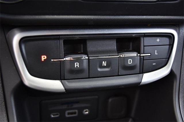 Photo of 2024 Summit White / White GMC Terrain