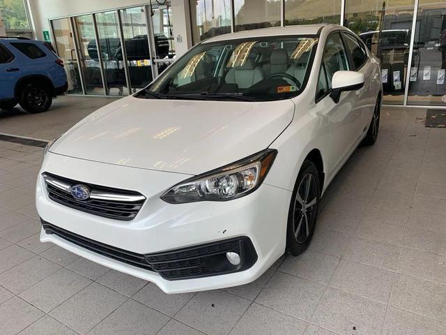 Photo of 2022 Crystal White Pearl Subaru Impreza