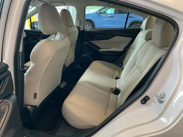 Photo of 2022 Crystal White Pearl Subaru Impreza