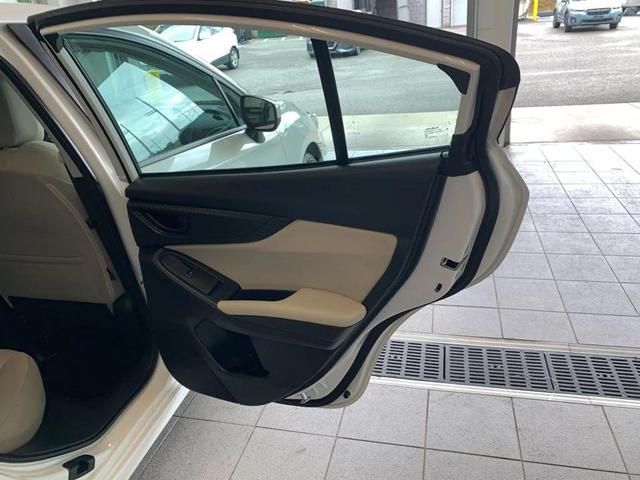 Photo of 2022 Crystal White Pearl Subaru Impreza