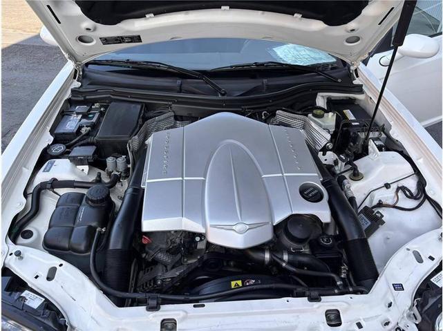 Photo of 2004 White Chrysler Crossfire