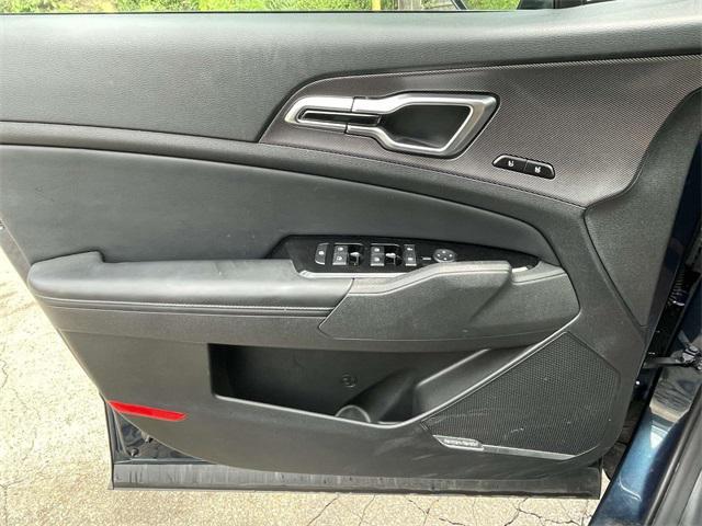 Photo of 2023 Vesta Blue Kia Sportage Hybrid