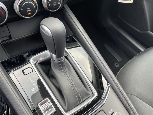Photo of 2025 White Mazda CX-5