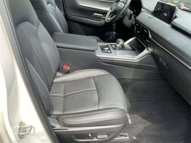 Photo of 2024 Rhodium White Premium Mazda CX-90 PHEV