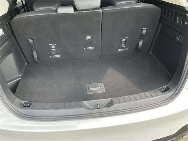 Photo of 2024 Rhodium White Premium Mazda CX-90 PHEV