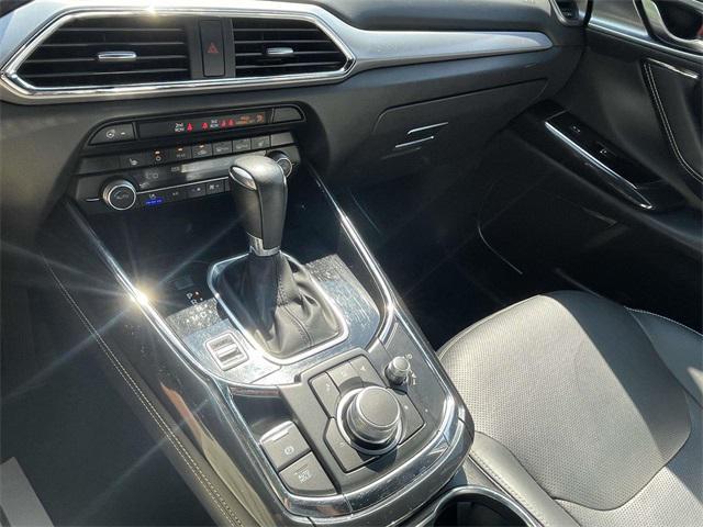 Photo of 2021 Machine Gray Metallic Mazda CX-9