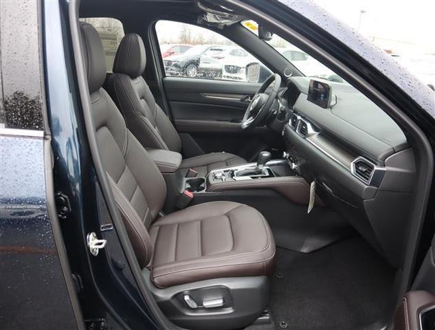 Photo of 2025 Blue Mazda CX-5