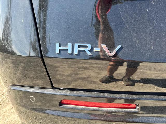 Photo of 2024 Crystal Black Pearl Honda HR-V