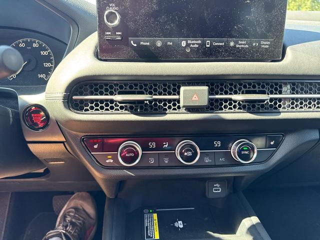 Photo of 2024 Crystal Black Pearl Honda HR-V