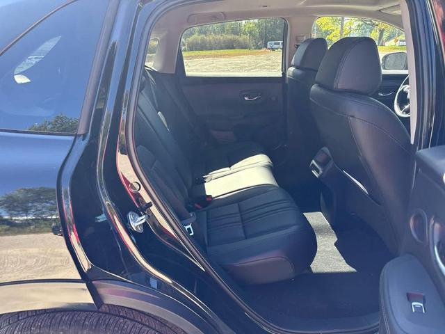 Photo of 2024 Crystal Black Pearl Honda HR-V