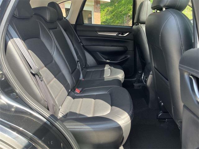 Photo of 2022 Jet Black Mica Mazda CX-5
