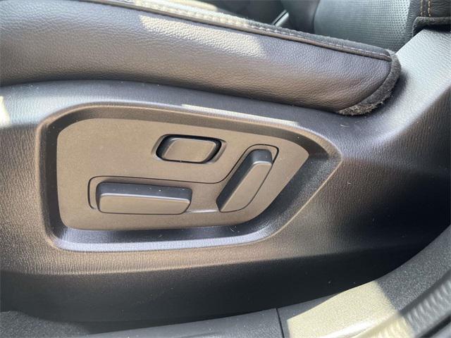 Photo of 2022 Jet Black Mica Mazda CX-5