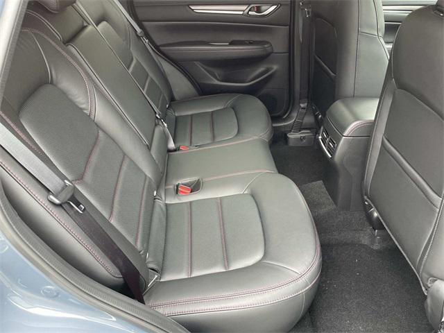 Photo of 2025 Gray Mazda CX-5