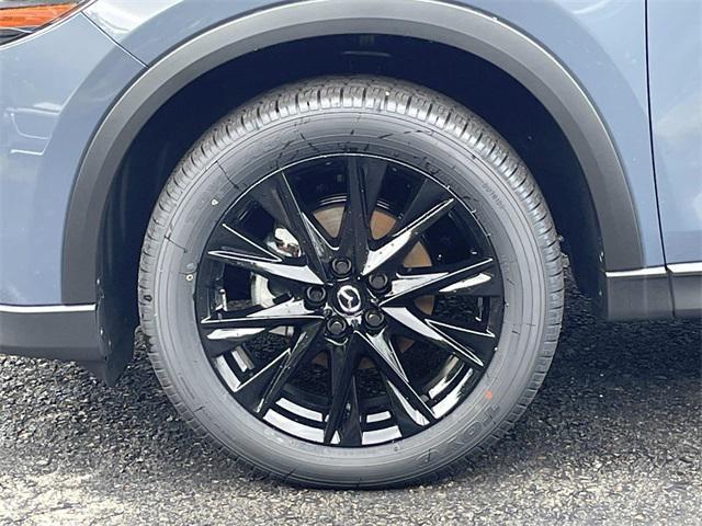 Photo of 2025 Gray Mazda CX-5