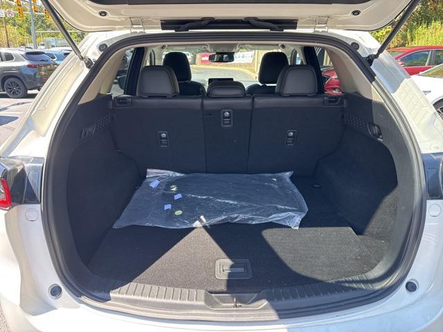 Photo of 2023 Rhodium White Metallic Mazda CX-5