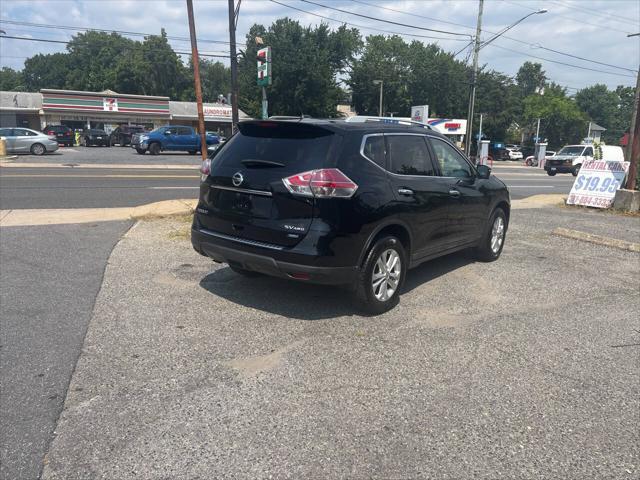 Photo of 2014 Super Black Nissan Rogue