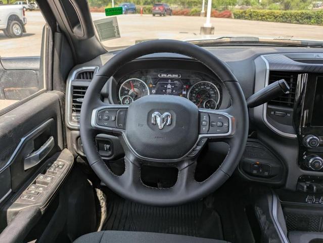 Photo of 2025 Bright White RAM 2500