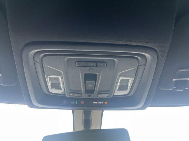 Photo of 2022 Summit White Chevrolet Silverado 3500
