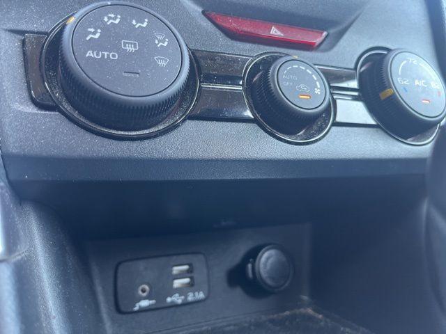 Photo of 2019 Ice Silver Metallic Subaru Forester
