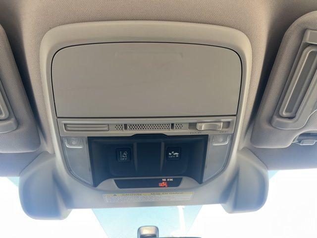 Photo of 2019 Ice Silver Metallic Subaru Forester