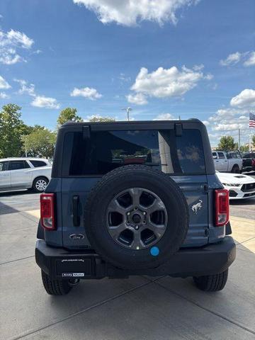 Photo of 2025 Azure Blue Ford Bronco