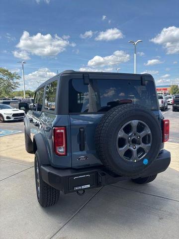 Photo of 2025 Azure Blue Ford Bronco
