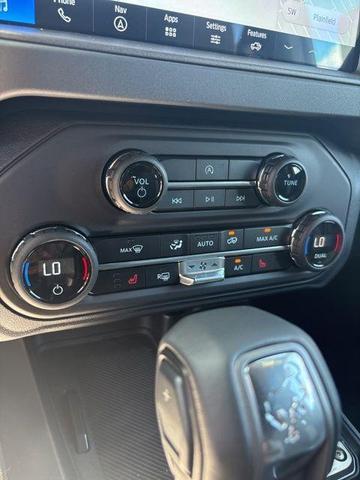 Photo of 2025 Azure Blue Ford Bronco