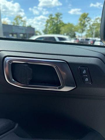 Photo of 2025 Azure Blue Ford Bronco