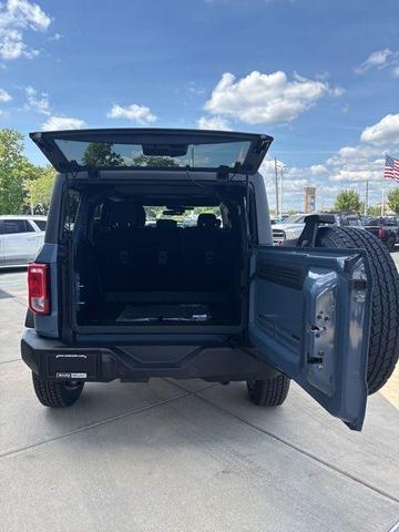 Photo of 2025 Azure Blue Ford Bronco