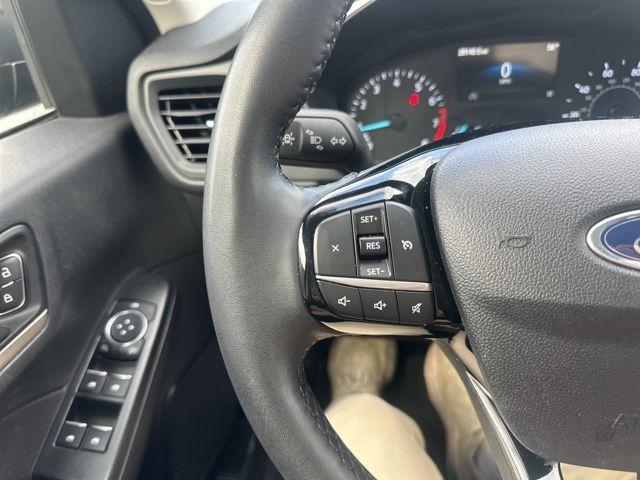 Photo of 2022 Stone Blue Metallic Ford Escape