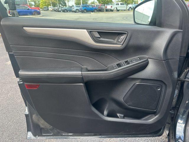 Photo of 2022 Stone Blue Metallic Ford Escape
