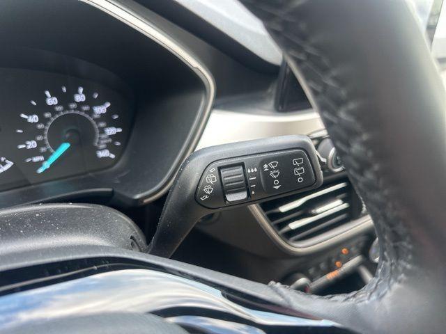 Photo of 2022 Stone Blue Metallic Ford Escape