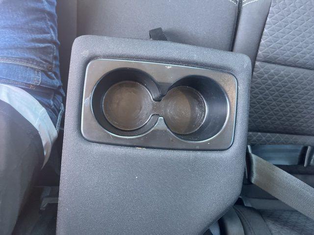 Photo of 2023 Silver Metallic Ford Escape