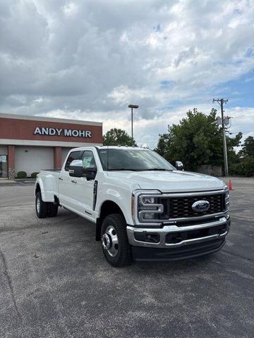 Photo of 2025 White Ford F-350