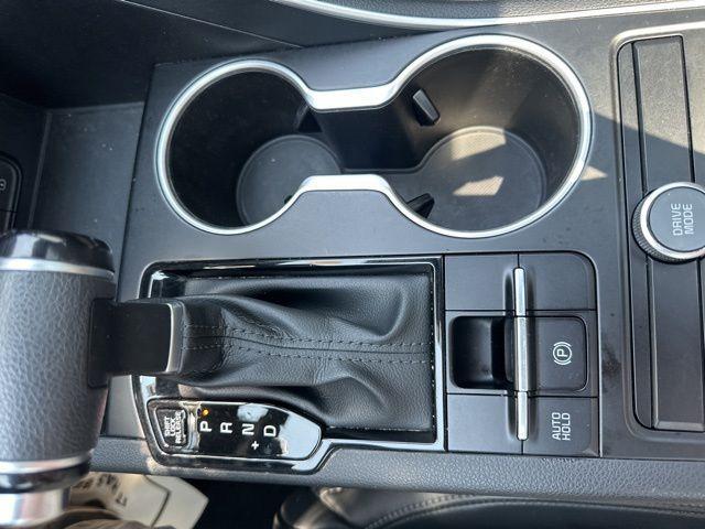 Photo of 2023 Ebony Black Kia K5