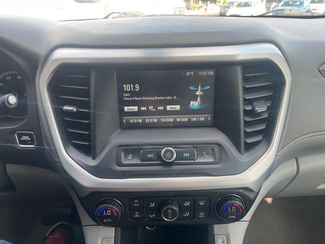 Photo of 2017 Quicksilver Metallic GMC Acadia