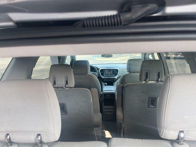 Photo of 2017 Quicksilver Metallic GMC Acadia