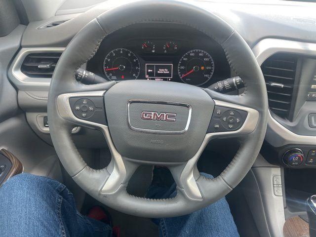 Photo of 2017 Quicksilver Metallic GMC Acadia